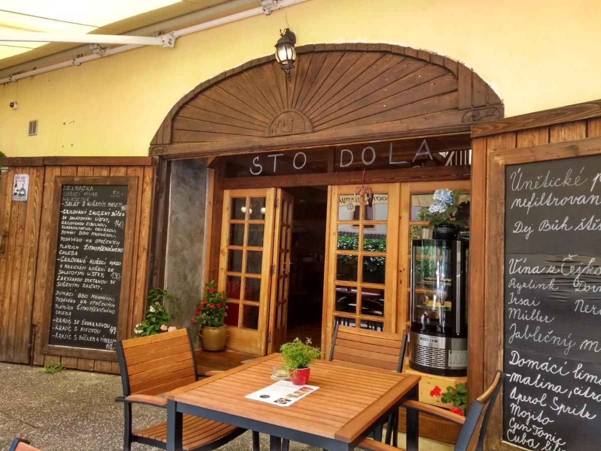 Stodola-Soukromy Apartman Pro Dva S Venkovni Virivkou Karlštejn Kültér fotó